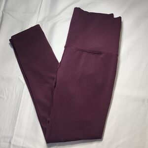 Calia by Carrie Underwood Plum Leggings | Size Small | Hi-Rise 7/8 Length